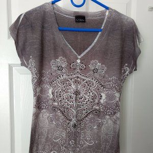 Short sleeve sequenced shirt by daytrip